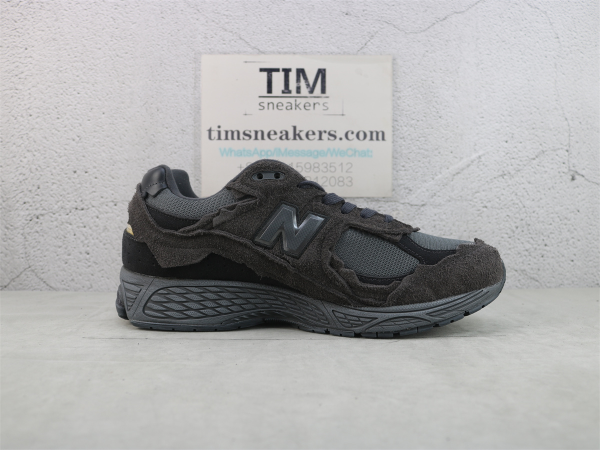 New Balance 2002R Protection Pack Phantom M2002RDB